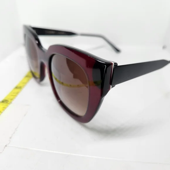 Thierry Lasry Swingy 509 Dark Red W Black Arms Sunglasses 140 Handmade in France Thierry Lasry Swingy 509 Dark Red W Black Arms Sunglasses  main image 4